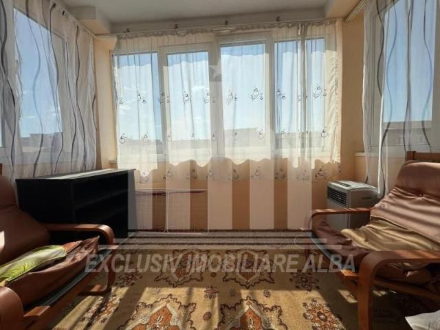 Apartament 3 camere decomandate | De inchiriat | 72 mp | Cetate