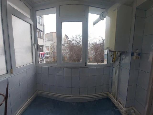 Apartament 3 camere decomandate – etaj 2 – Micro 21, Galați