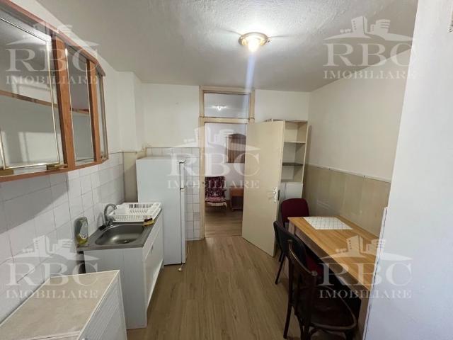 Apartament 3 camere decomandate Zorilor zona Profi