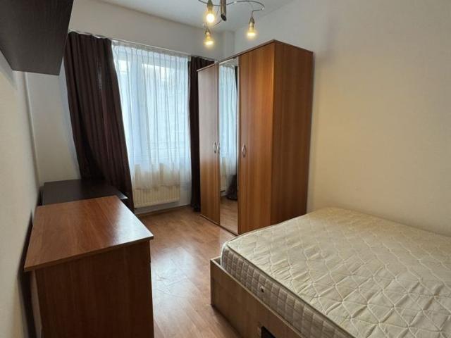 Apartament 3 camere decomandate, 65 mp, zona Semicentrala