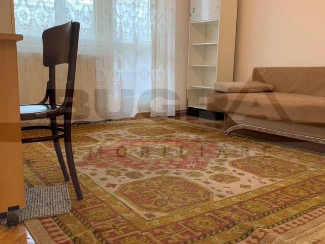 Apartament 3 camere decomandate, 76mp, etaj intermediar, zona Titulesc