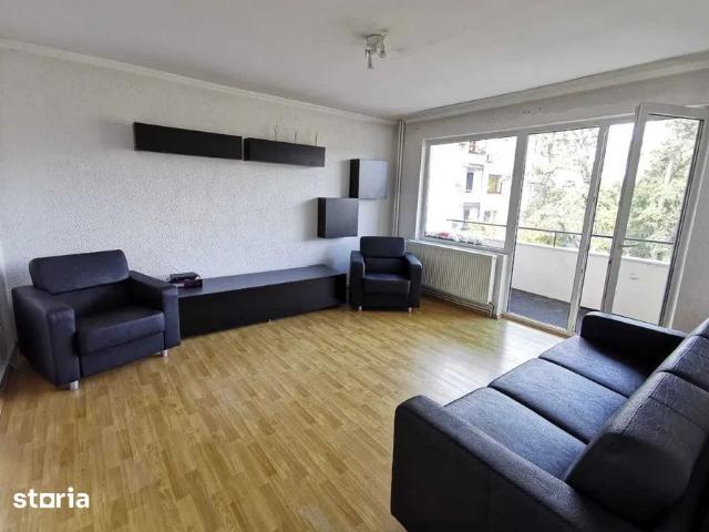 Apartament 3 camere decomandate, 70 mp, 2 parcari, zona Parcului Centr