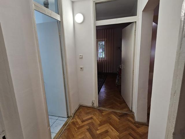 Apartament 3 camere, direct de la propertiar