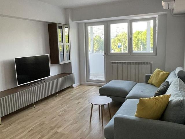Apartament 3 camere direct proprietar
