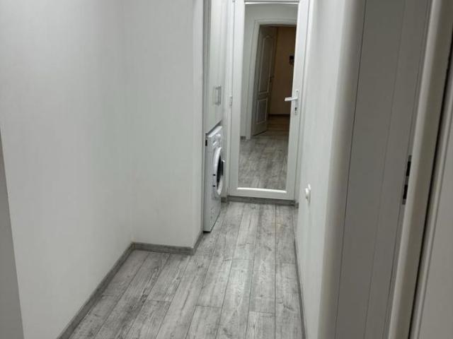 Apartament 3 camere Drumul Taberei