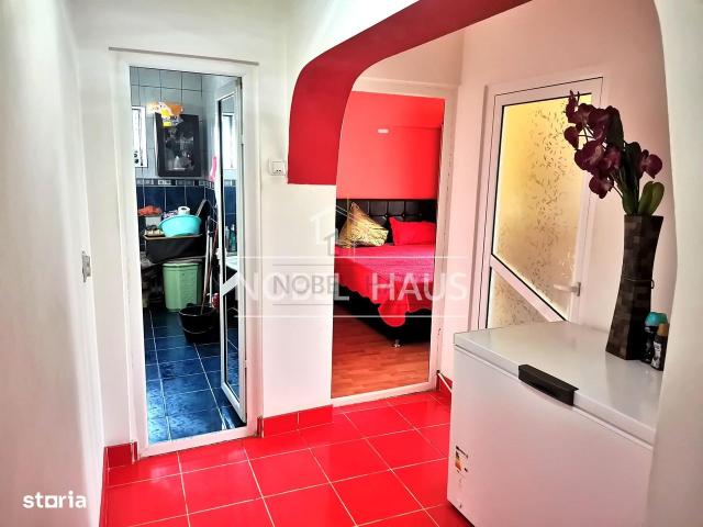 Apartament 3 camere, et 4, decomandat, Barlad, zona Gara Recumed