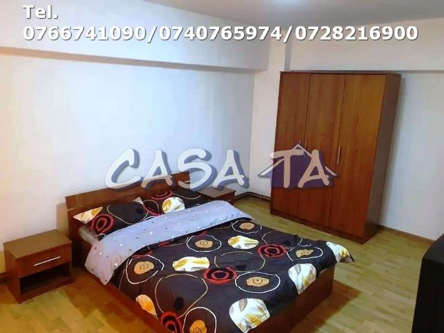 Apartament 3 Camere, Etaj 1, Victoriei Zona Pietonala