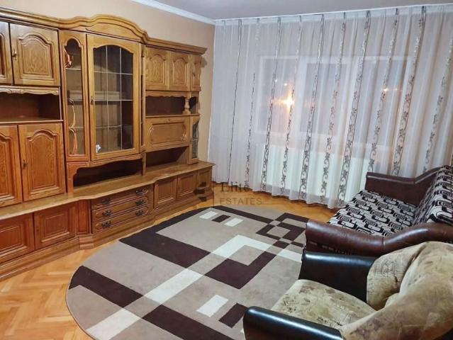 Apartament 3 camere, etaj 1, zona Cantemir