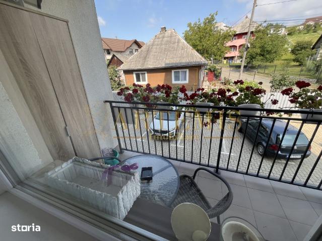 Apartament 3 camere, etaj 1, zona Subcetate