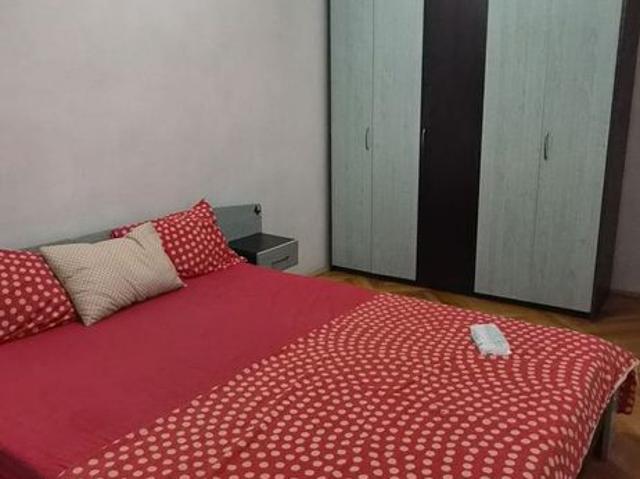 Apartament 3 Camere Etaj 1 Complex Studentesc 450 euro