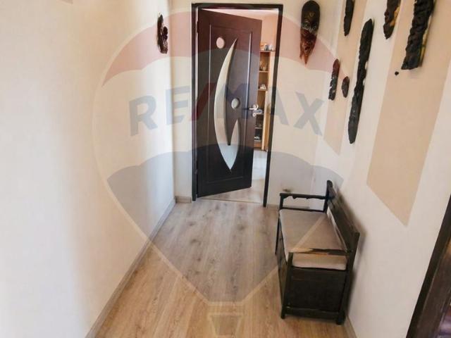Apartament 3 camere, etaj 1, ideal locuință sau investitie