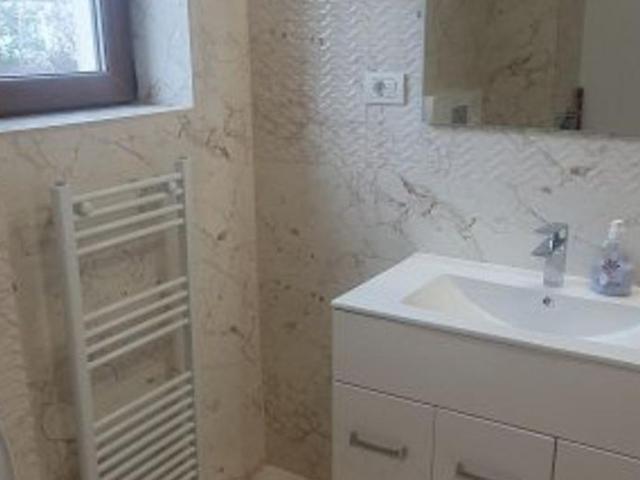 Apartament 3 camere, Sos Gheorghe Ionescu Sisesti, retras de la bulevard