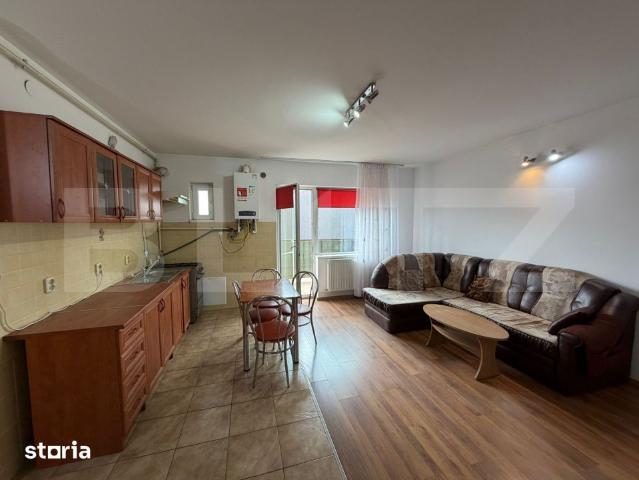Apartament 3 camere, etaj intermediar, parcare, zona Eroilor