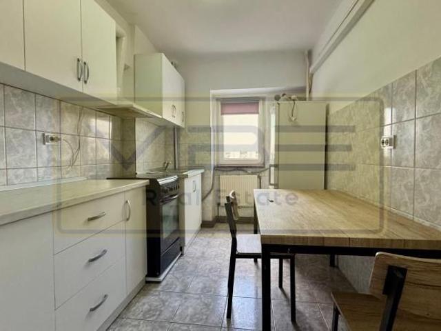 Apartament 3 camere Gara Mc Donalds 15 min Universitatea Al I Cuza