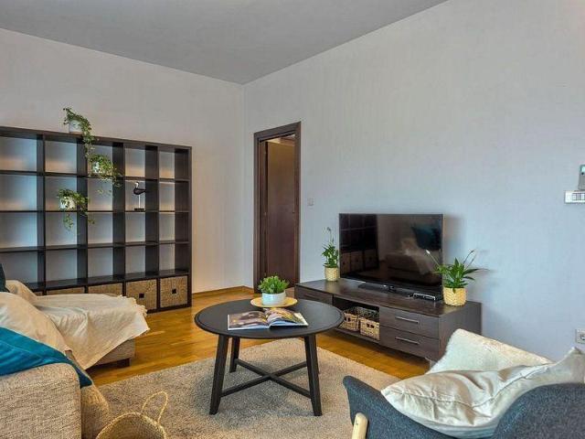 Apartament 3 camere in Natura Residence