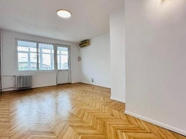 Apartament 3 Camere în Inima Capitalei | Calea Victoriei – Cișmigiu