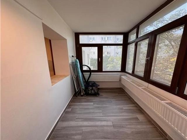 Apartament 3 camere, in Ploiesti, zona 9 Mai