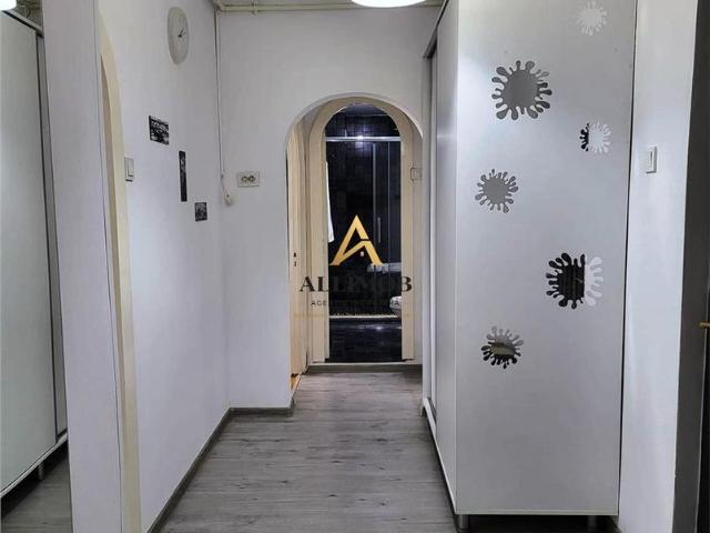 Apartament 3 camere in Ploiesti, zona Cantacuzino