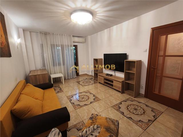 Apartament 3 camere in Ploiesti, zona ultracentrala