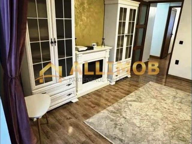 Apartament 3 camere in Ploiesti, zona ultracentrala
