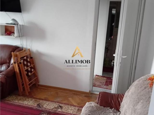Apartament 3 camere in Targoviste, zona 1 Mai