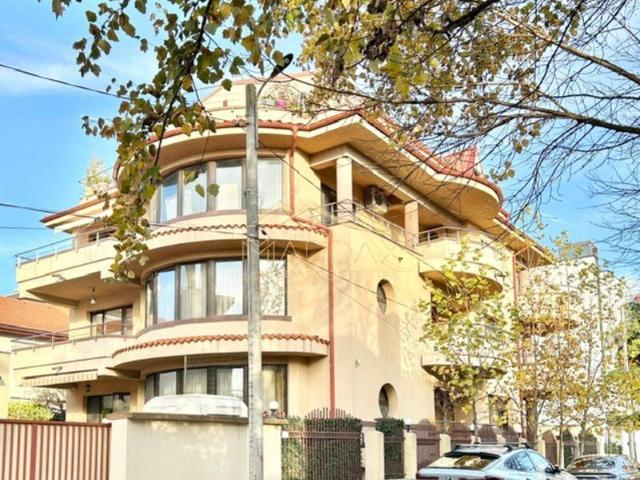 Apartament 3 camere in vila 217MP * I HERASTRAU I