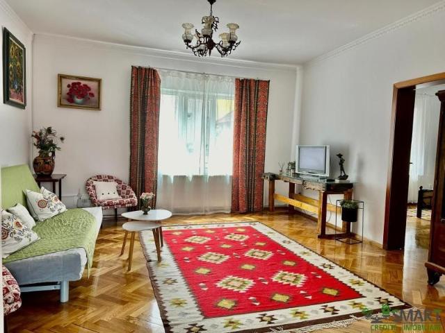 Apartament 3 camere in Vila