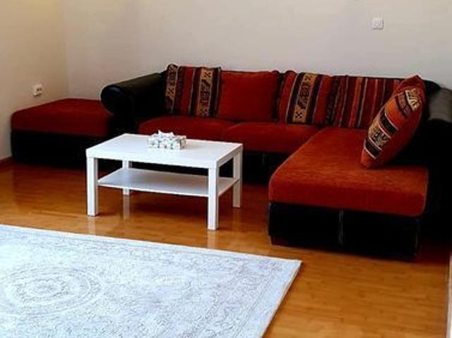 Apartament 3 camere in vila de inchiriat