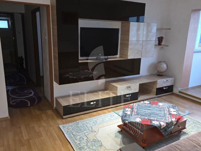 Apartament 3 camere în zona COMPLEX BIG