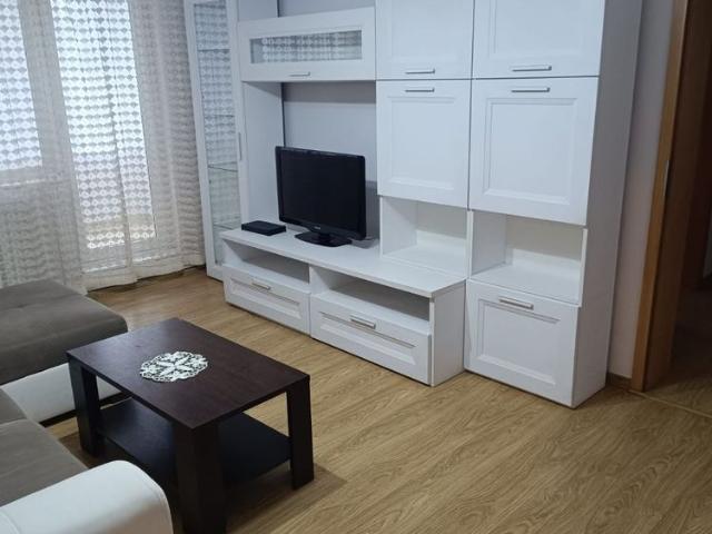 Apartament 3 camere Ion Slavici parter