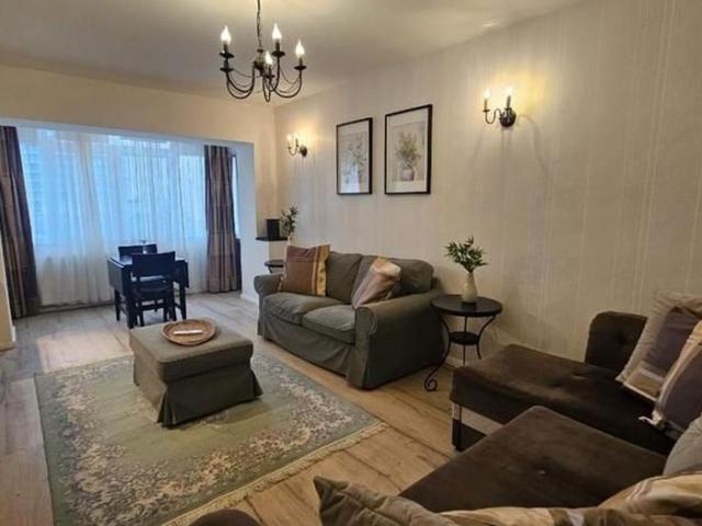 Apartament 3 camere, lux, de închiriat, Arcul de Triumf, vedere superbă