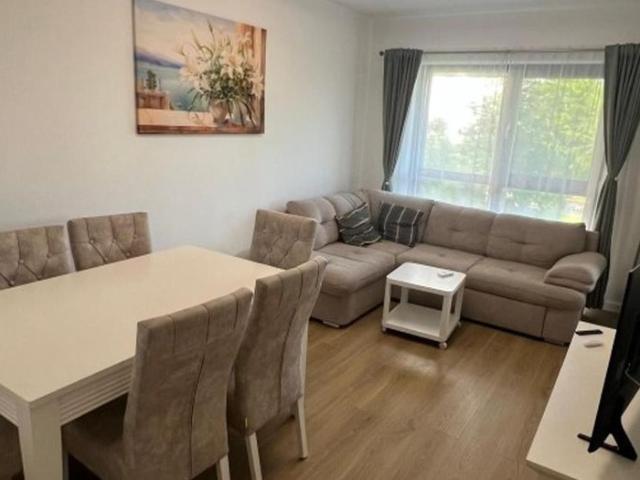Apartament 3 camere lux.Parcare inclusa | Expozitiei