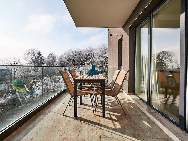 Apartament 3 camere LUX, S100 mp+12 terasa, 2 bai, Grigorescu de inchiriat