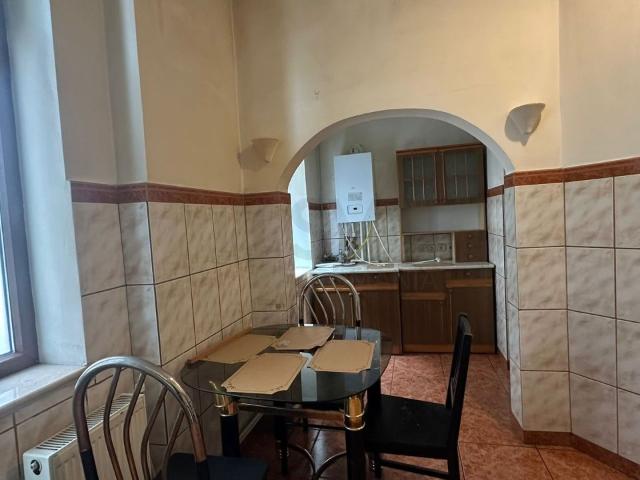 Apartament 3 camere l Calea Calarasilor