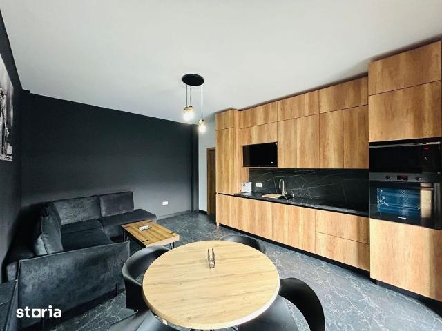 Apartament 3 camere la prima închiriere, bloc nou cu lift și parcare