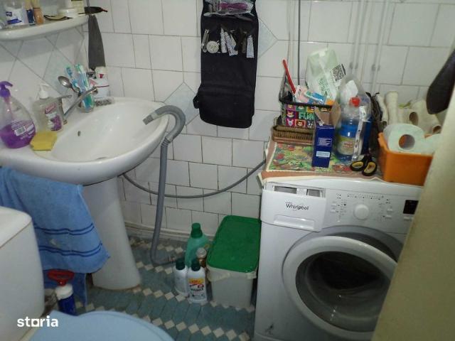 Apartament 3 camere la vanzare