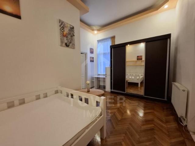 Apartament 3 camere la vila de inchiriat