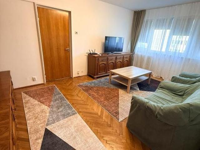 Apartament 3 camere | Lângă Parcul Titan | 5 minute de metrou | Prima închiriere