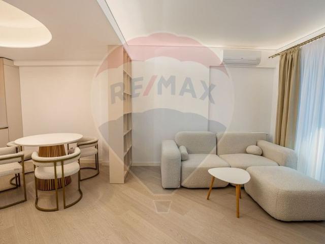Apartament 3 camere + Loc de parcare subteran Cortina N.