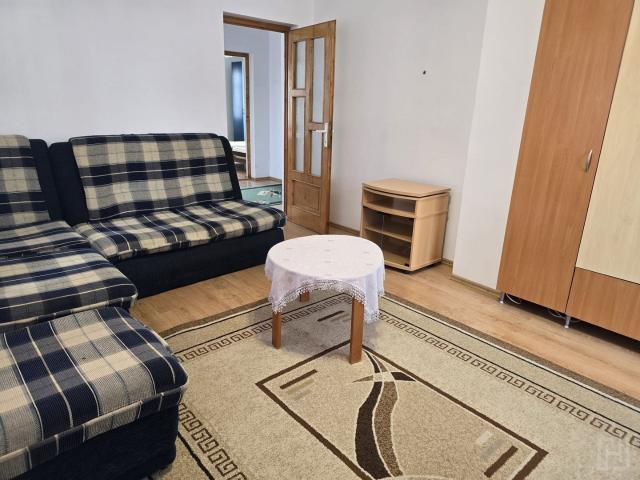 Apartament 3 camere, loc paracare, Zona Dambul Rotund, Str. Graurilor