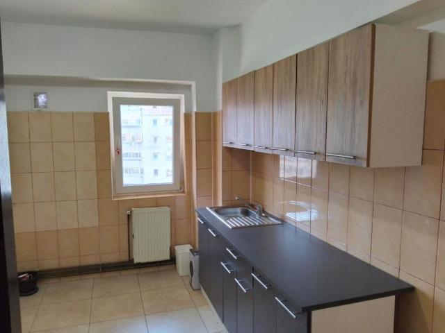 Apartament 3 camere Pacurari la bulevard