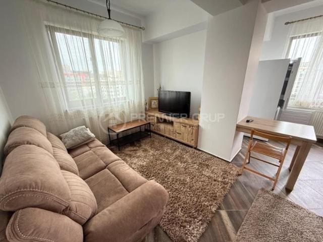 Apartament 3 camere, Palas, 60mp