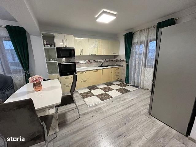 Apartament 3 camere parcare si curte privata Sibiu