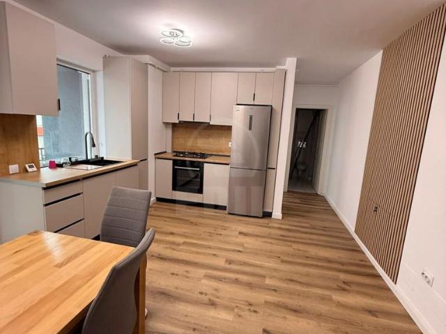 Apartament 3 camere, parcare, prima inchiriere