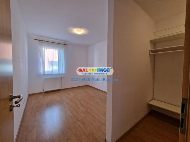 Apartament 3 camere, parcare proprie Cart. German Chitila