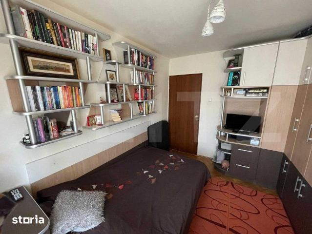 Apartament 3 camere, parcare, zona Manastur