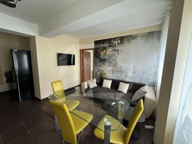 Apartament 3 camere, parcare, zona strazii Gheorghe Lazar