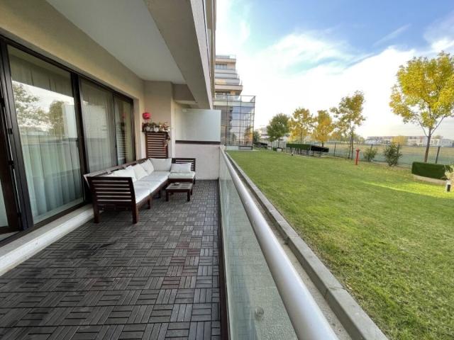 apartament 3 camere, parter cu terasa, zona pipera, scoala americana