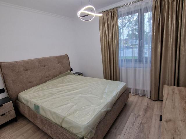 Apartament 3 camere, parter, mobilat, Galati