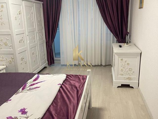 Apartament 3 camere pe Bulevardul Decebal